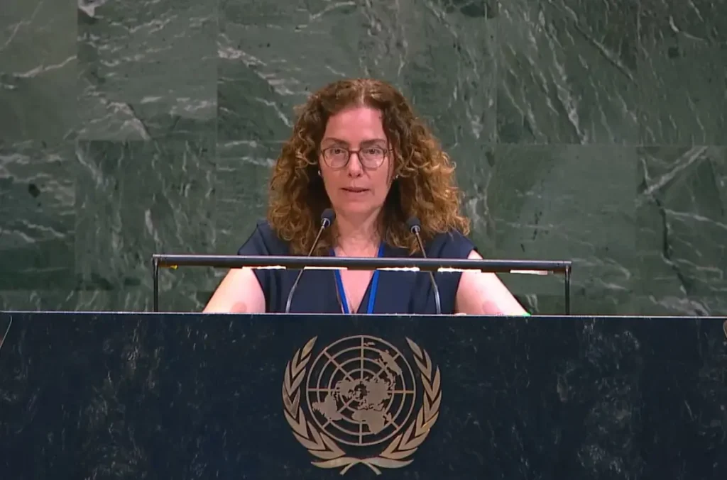 La representante de Uruguay, Laura Dupuy Lasserre, durante su intervención en la Asamblea de la ONU. Foto: TeleSur
